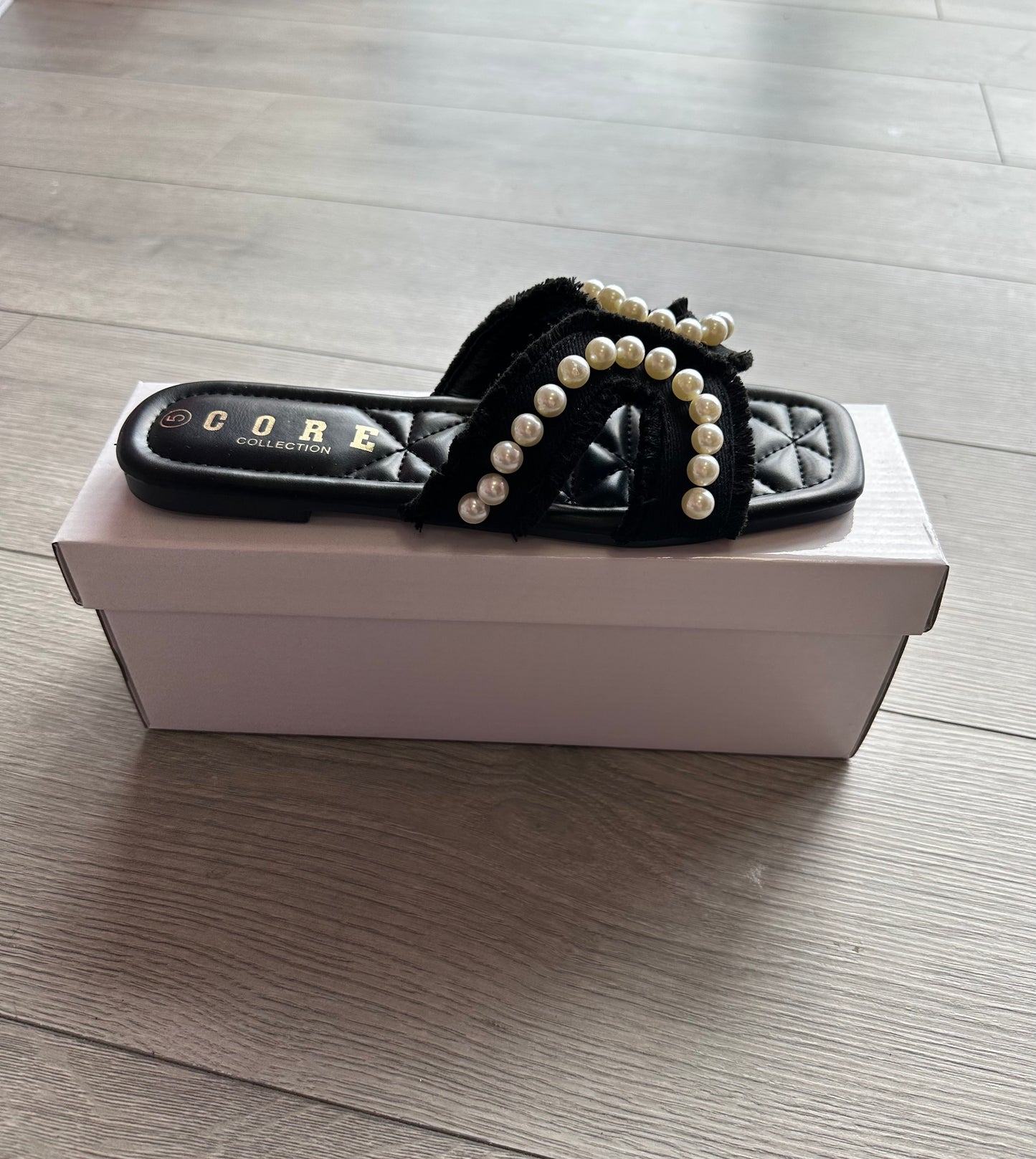 Pearl sliders