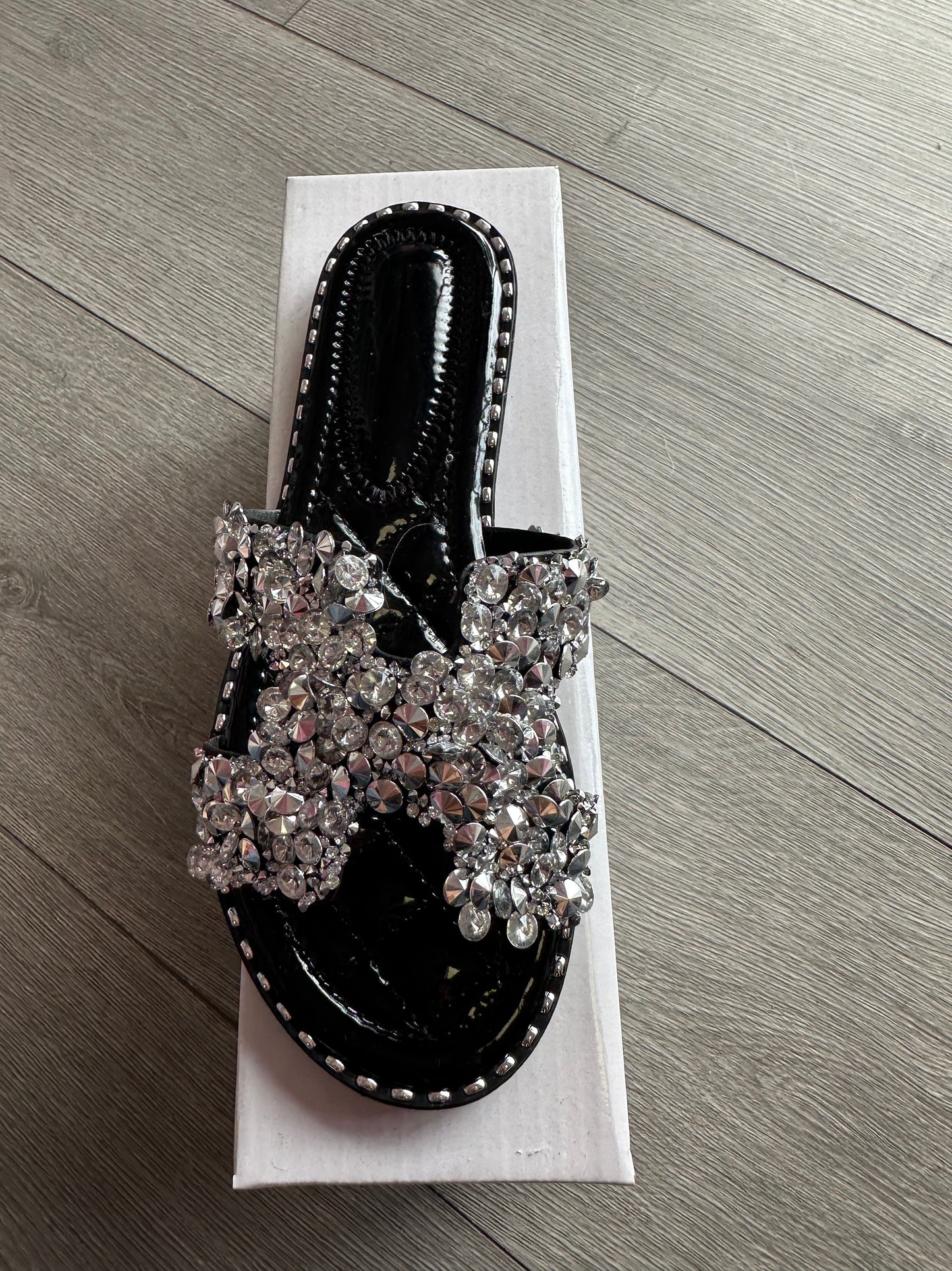 Diamanté sliders