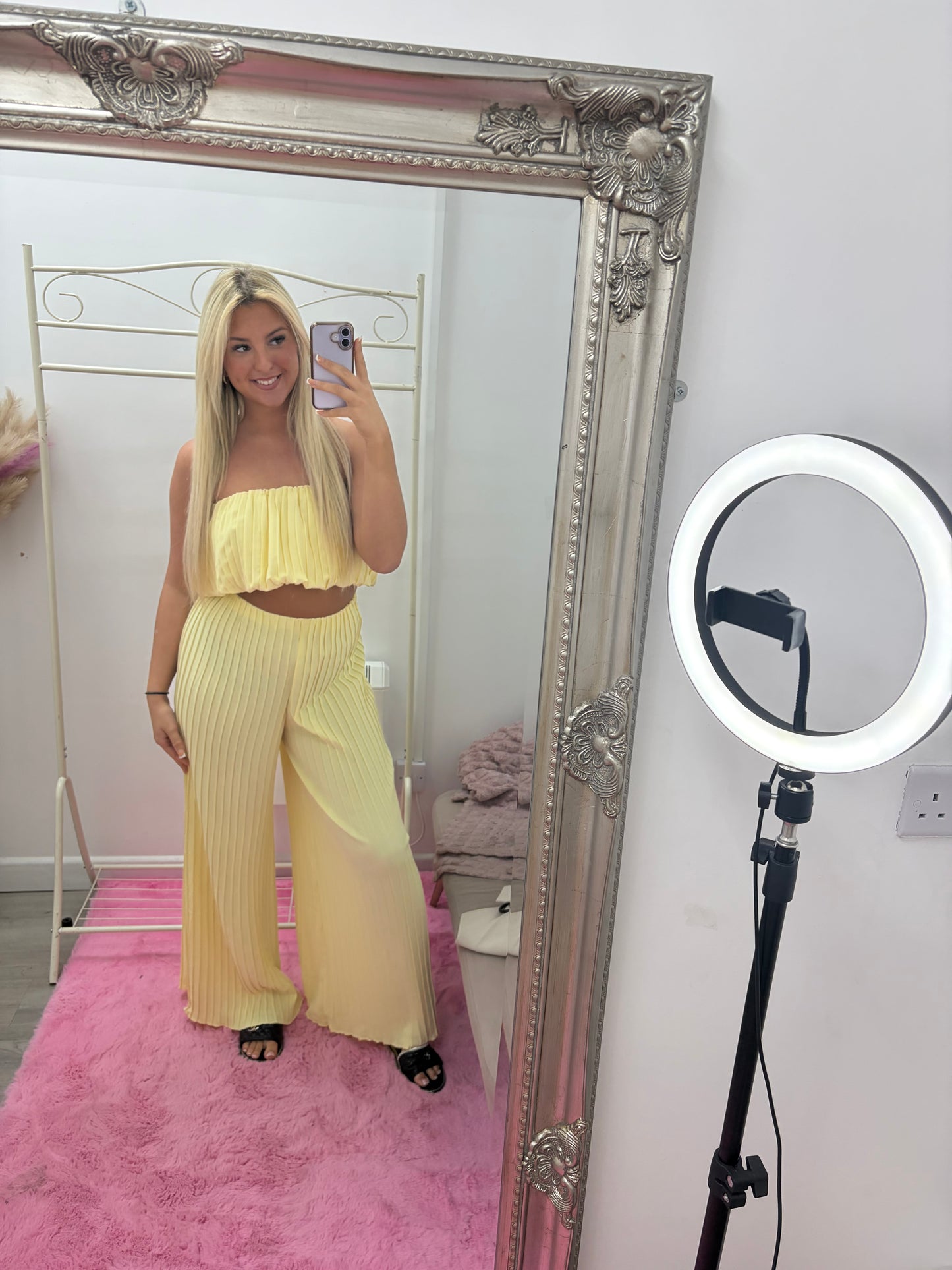Pleated flare set