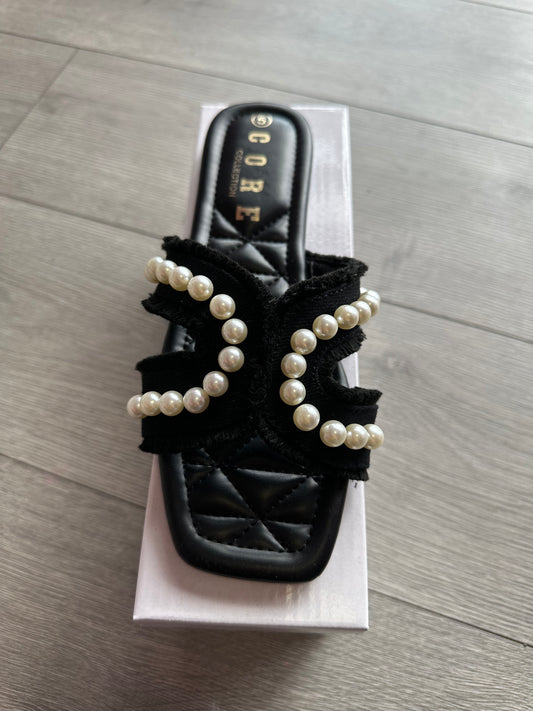 Pearl sliders