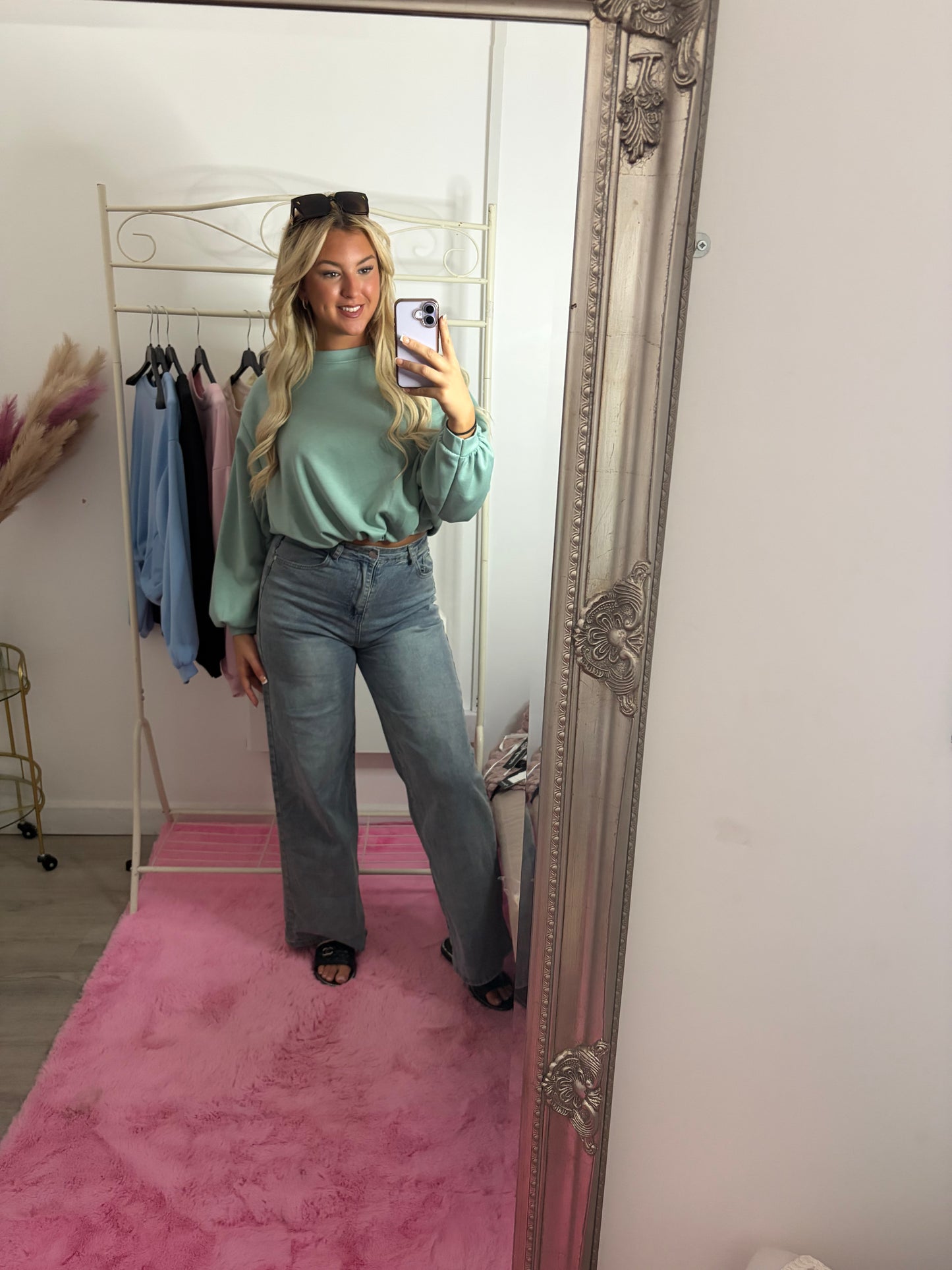 Elasticated tucked jumpers