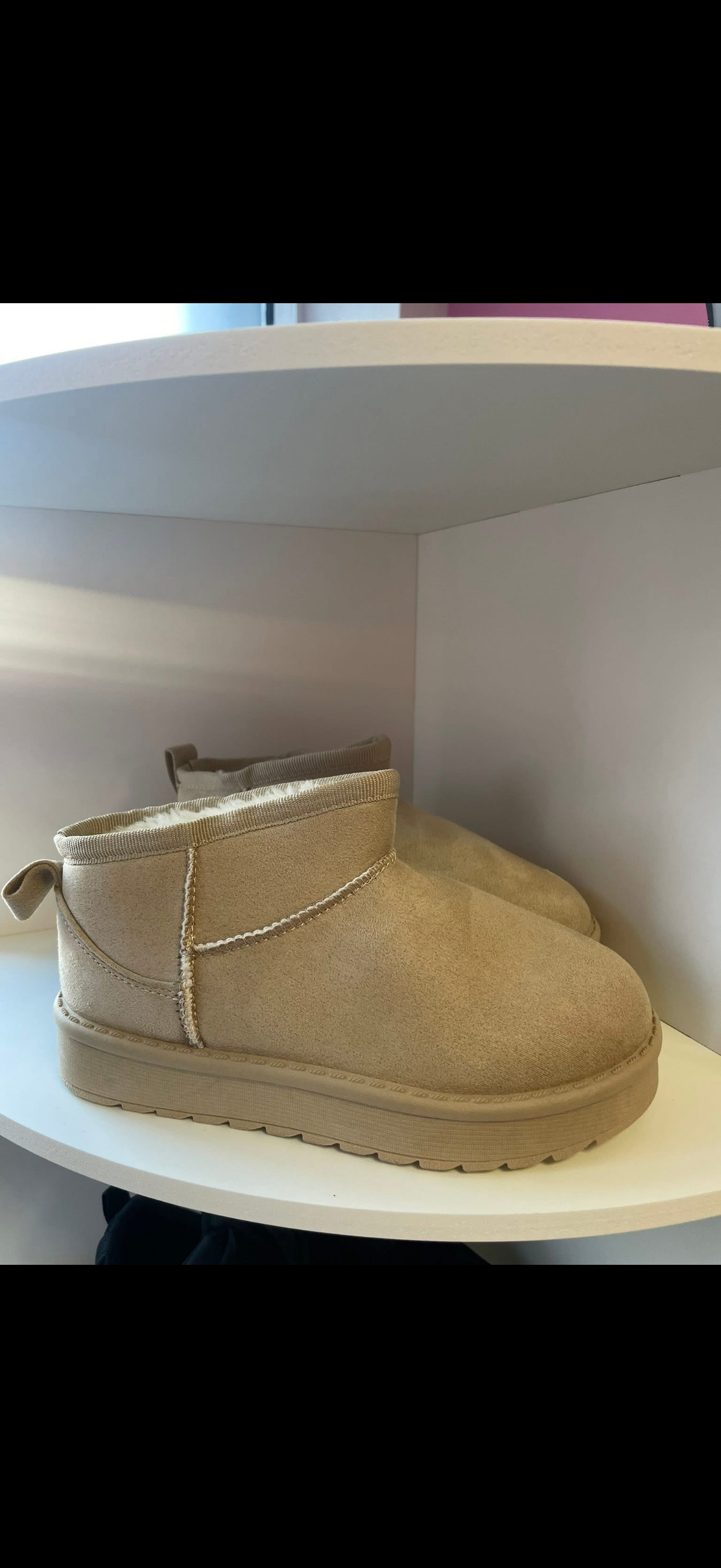 Kids fur boots