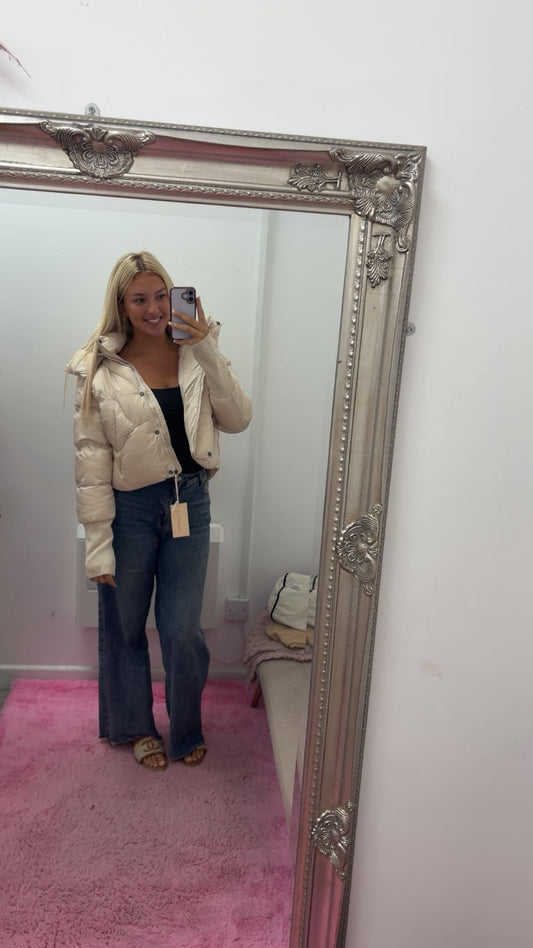Cropped puffer jackets
