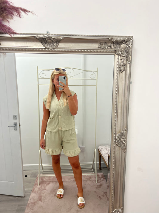Button short sets