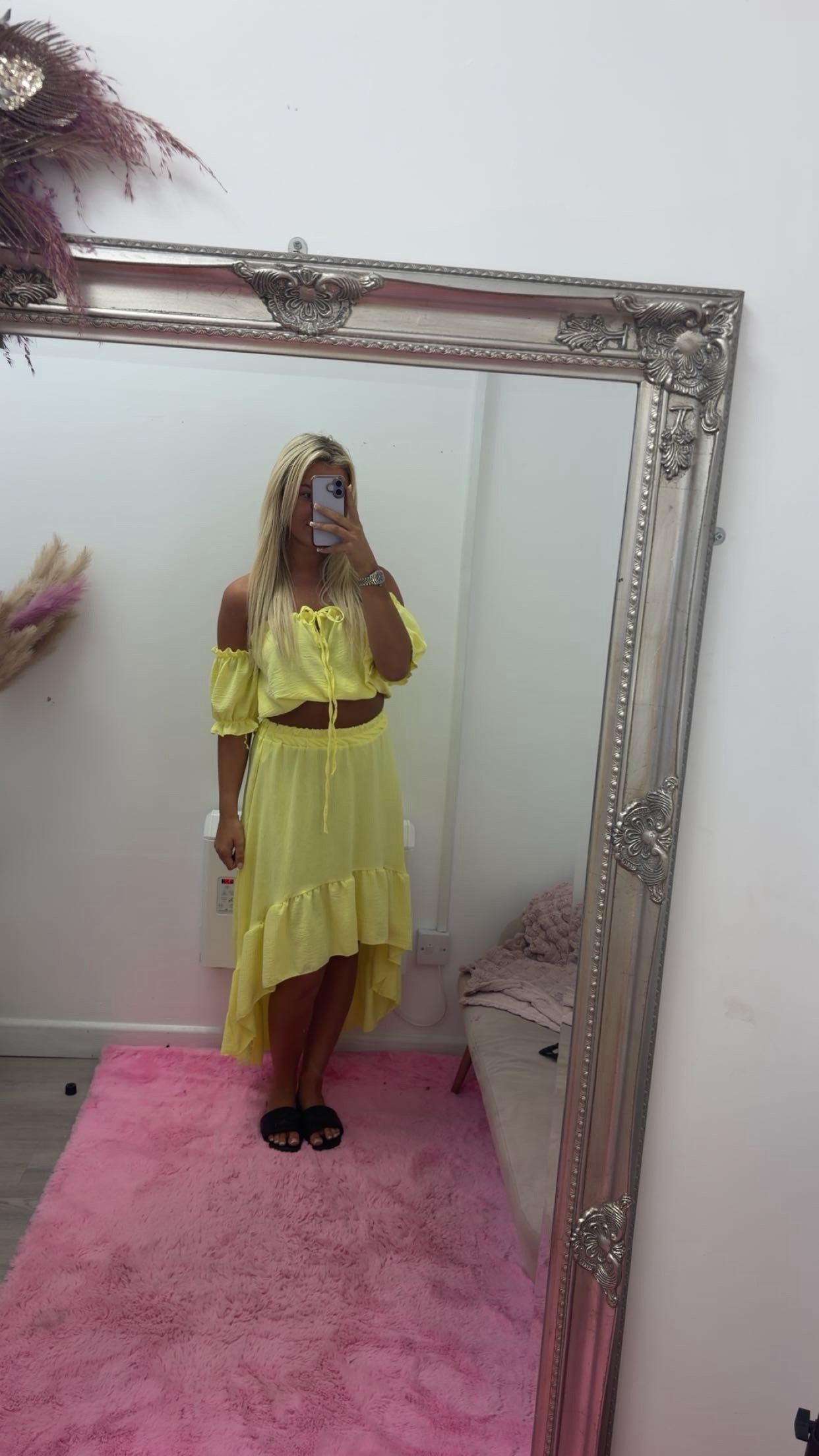 Frill skirt and top sets