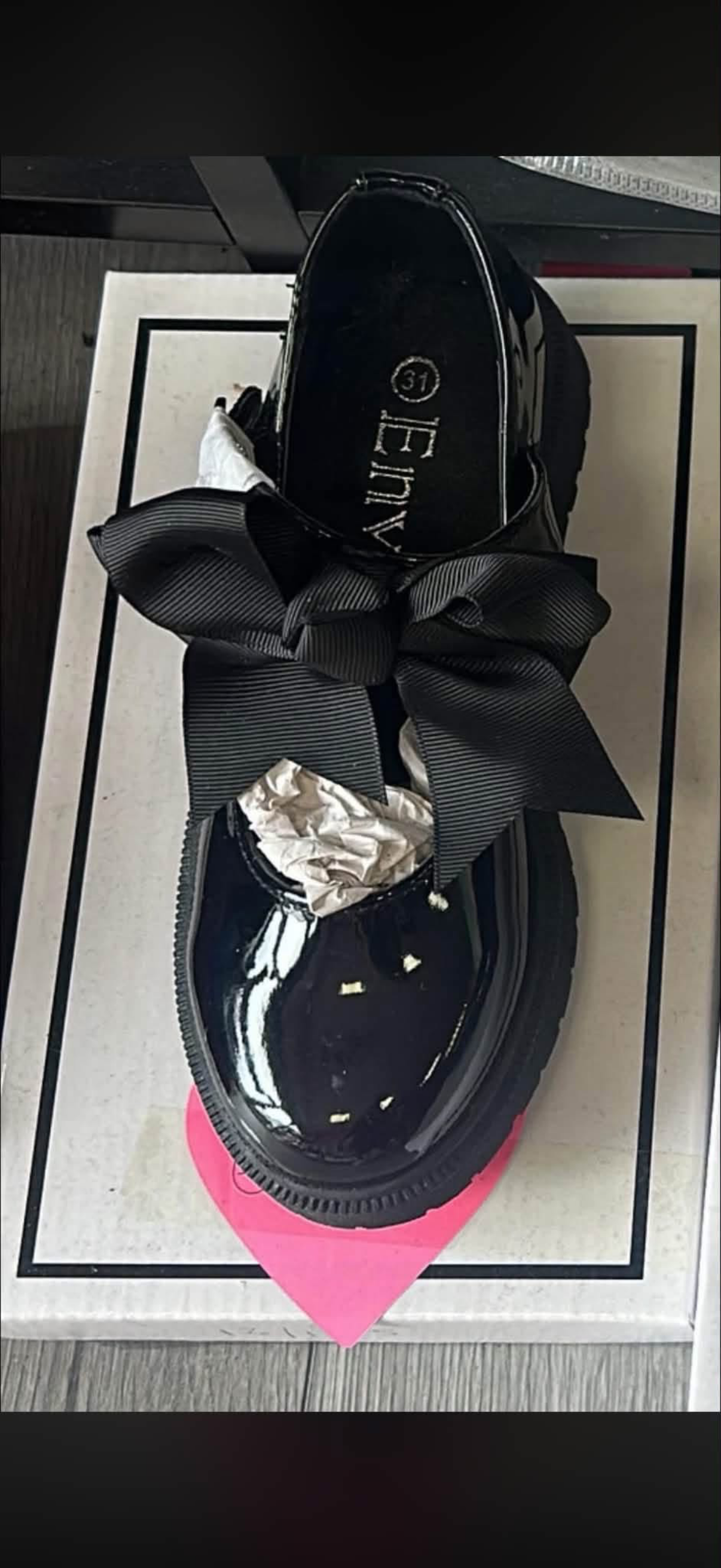 Kids bow strap shoes