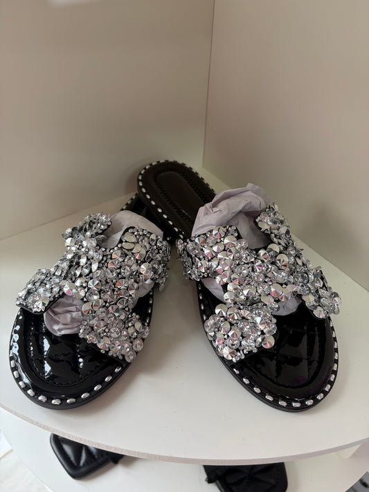 Crystal sliders