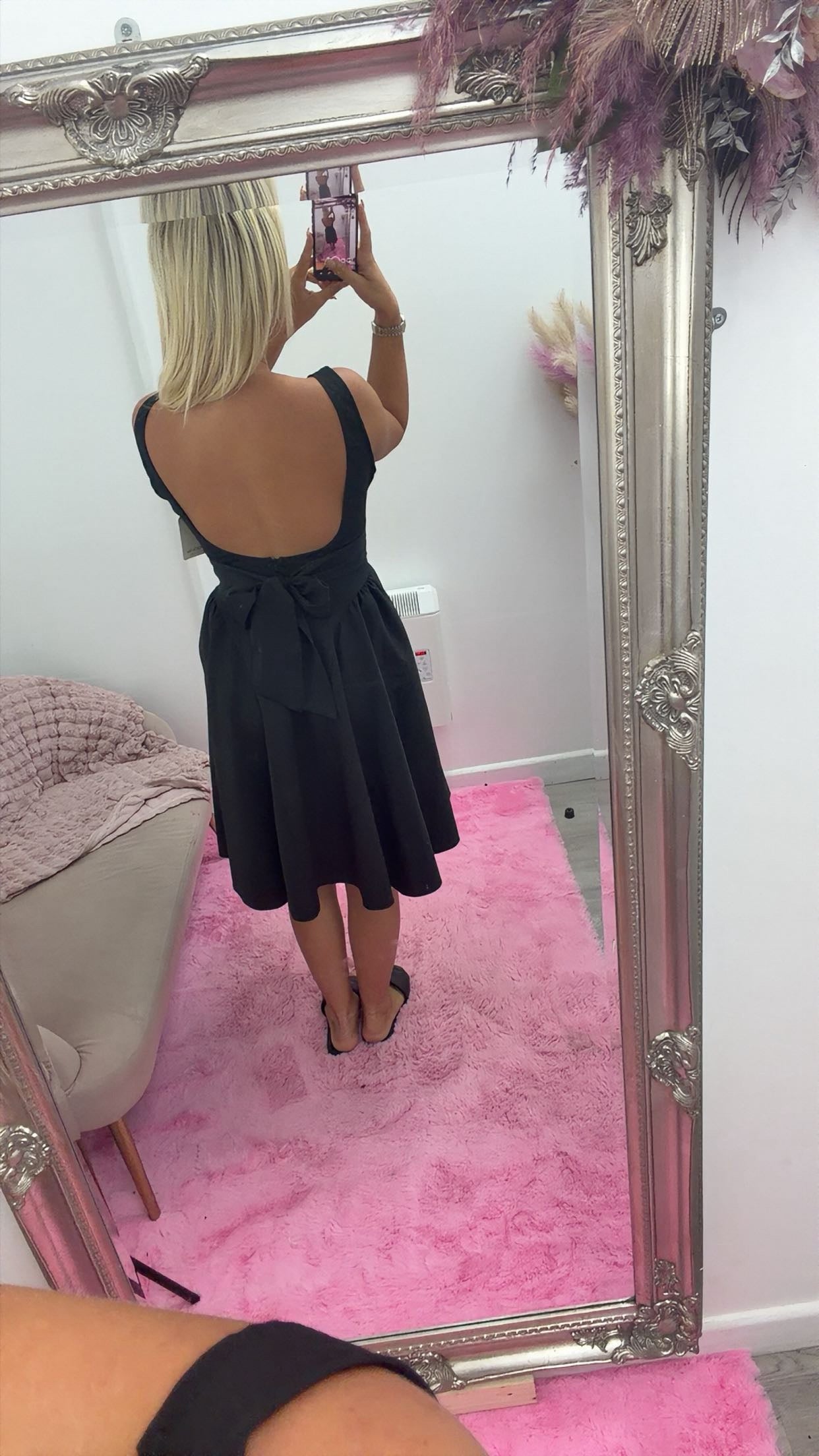 Midi dresses with tie back