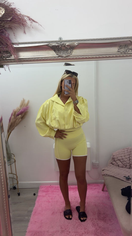 Balloon sleeve cropped jackets