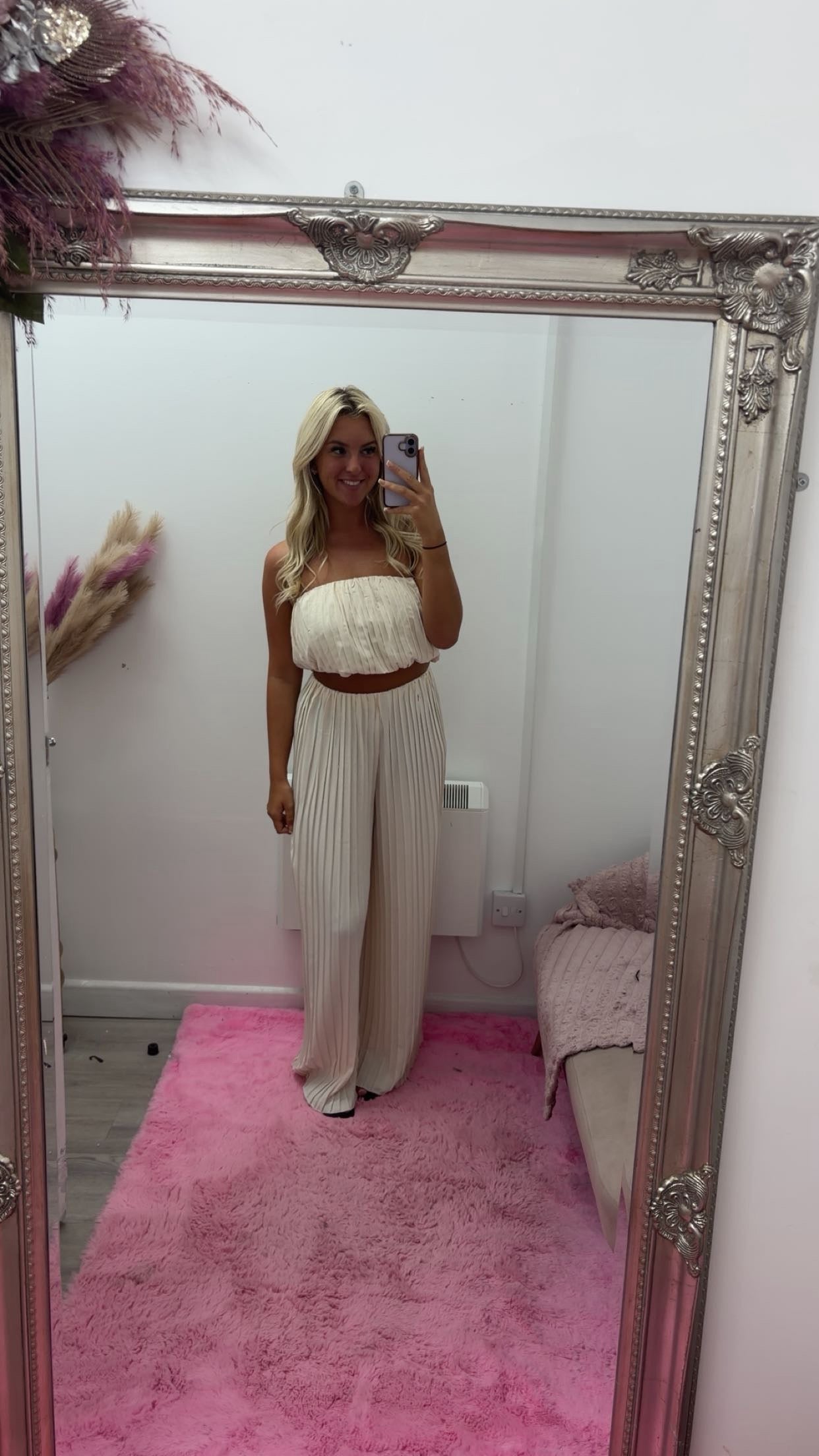 Pleated flare set